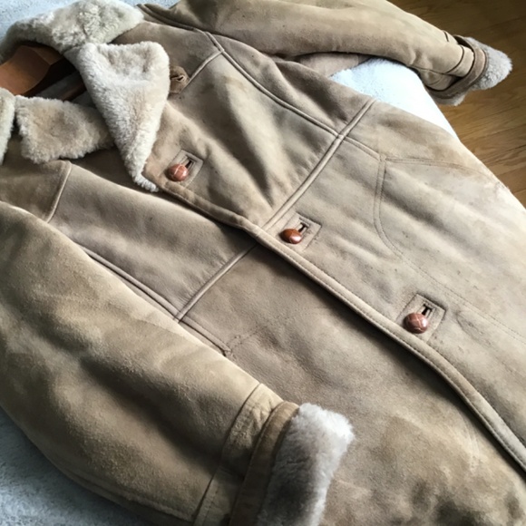 VINTAGE MAC MOR GENUINE LAMBSKIN & SHERLING COLLAR UNISEX CLASSIC BEIGE COAT - Picture 6 of 15